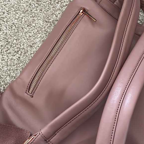 Matt & Nat Colton Vegan Mauve Backback - Picture 3 of 7